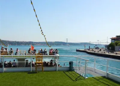 Bosphorus Sunset Cruise with Audio Guide — photo 7
