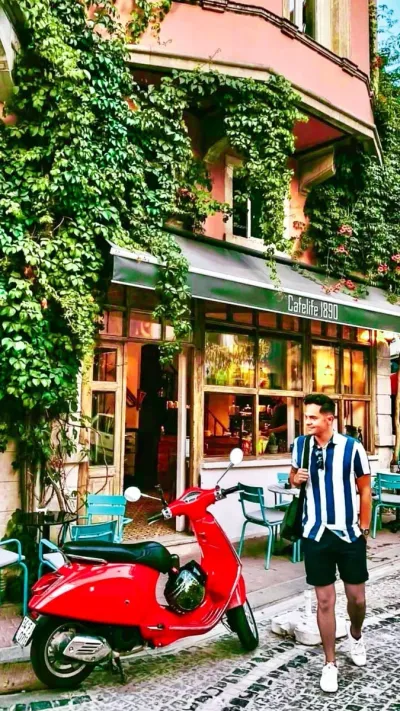 Fener and Balat Walking Tour with Audio Guide — photo 3