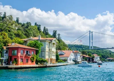 Golden Horn & Bosphorus Sightseeing Cruise with Audio Guide — photo 2