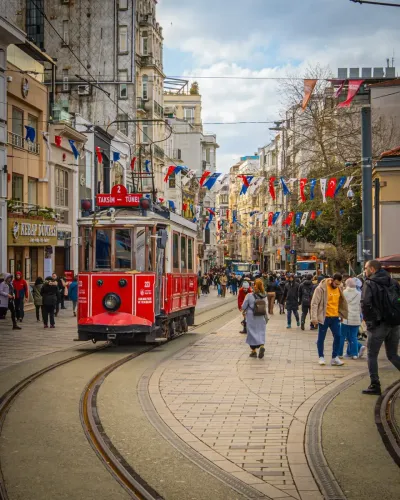 Taksim Square & Istiklal Street Walking Tour with Audio Guide — photo 10