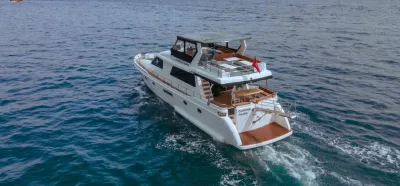 Luxury Yacht Bosphorus Sunset Cruise — photo 1