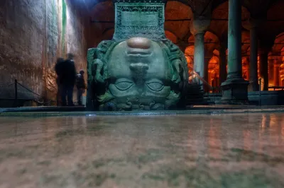 Basilica Cistern Guided Tour — photo 9