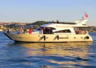 Private Bosphorus Yacht Cruise Tour — photo 9