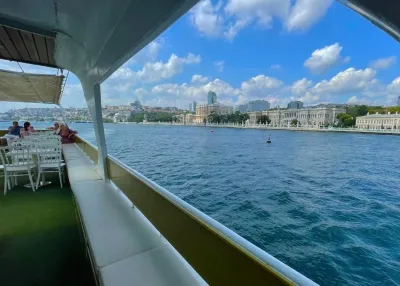 Golden Horn & Bosphorus Sunset Cruise with Audio Guide — photo 3