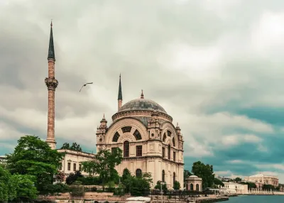 Dolmabahce Mosque Audio Guide — photo 5