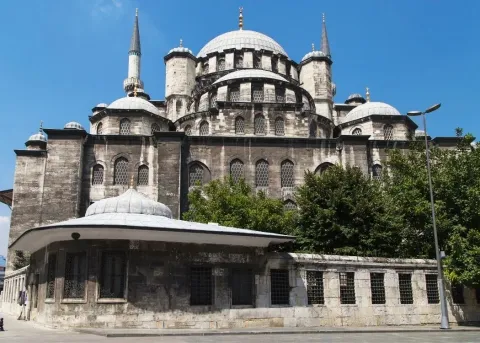 Tour a piedi della Nuova Moschea con audioguida
