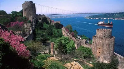 Bosphorus Sightseeing Cruise Entry Ticket with Audio Guide — photo 5